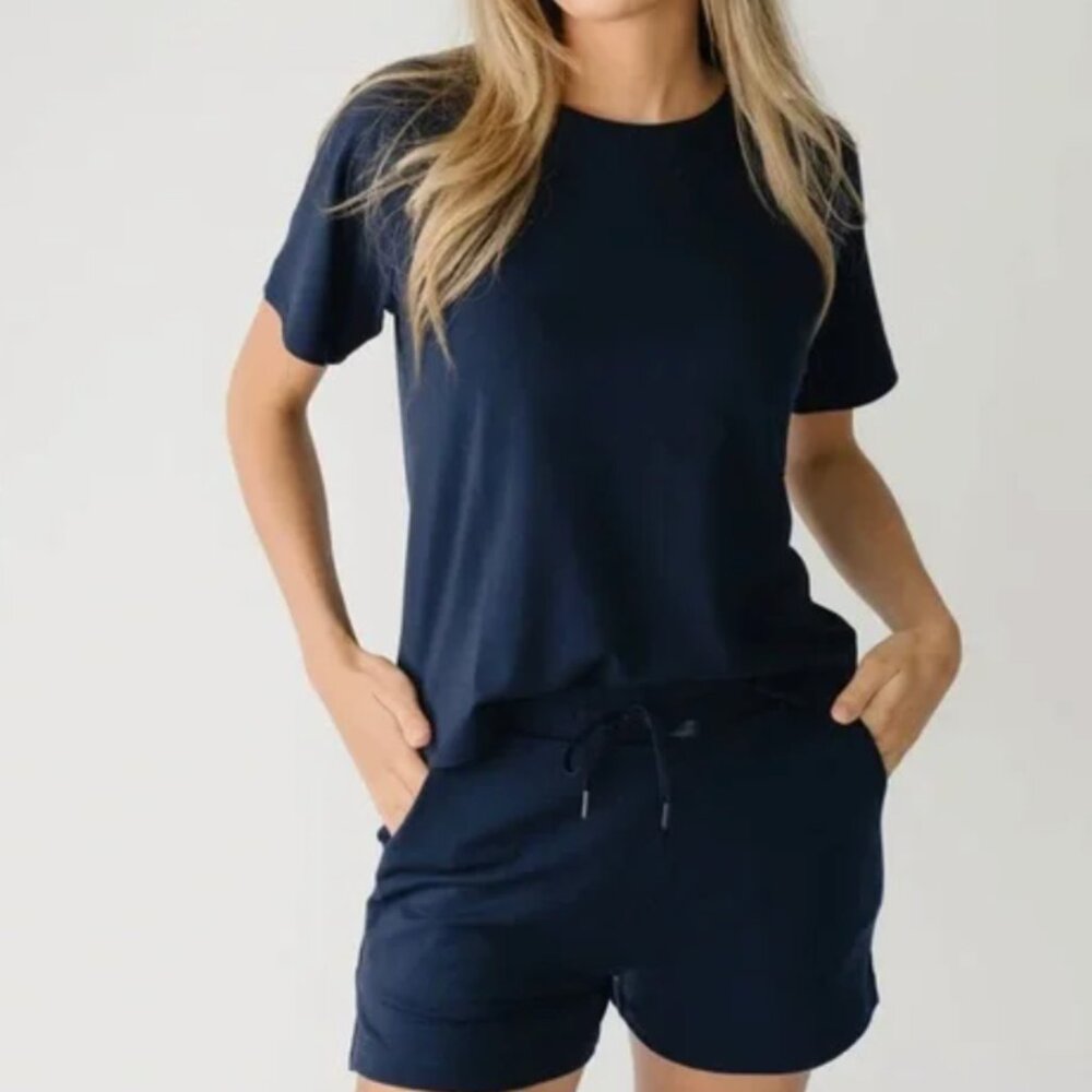 Cozy Earth Black Bamboo Ultra-Soft Raglan Tee Shirt Large